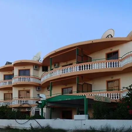 Aparthotel George 2*